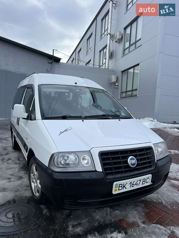 Минивэн Fiat Scudo 2005 в Ровно