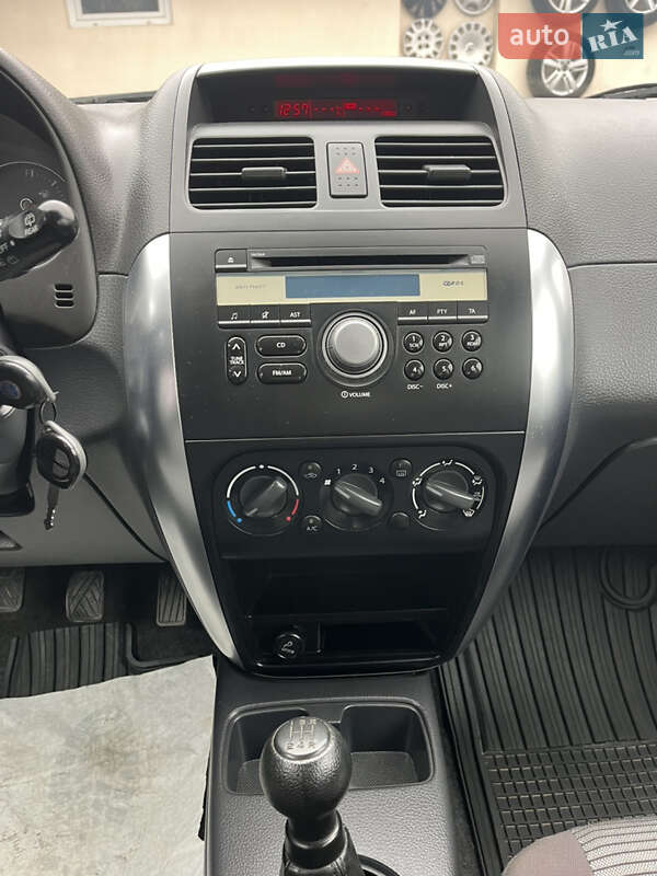 Внедорожник / Кроссовер Fiat Sedici 2007 в Дунаевцах фото 17 Внедорожник / Кроссовер Fiat Sedici 2007 в Дунаевцах