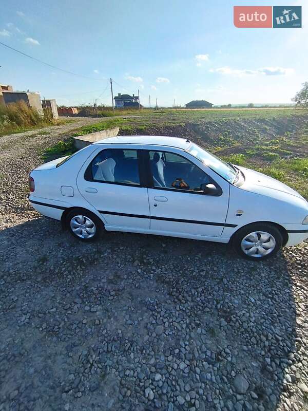 Седан Fiat Siena 1998 в Ивано-Франковске