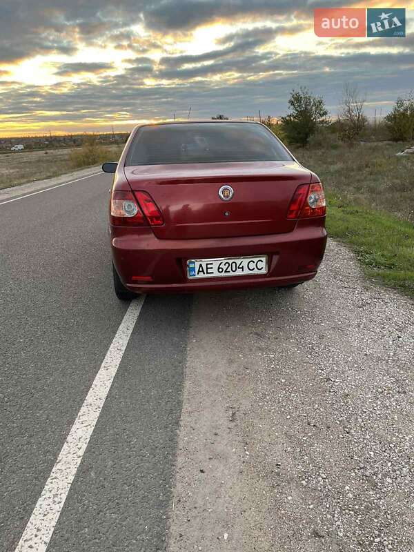 Седан Fiat Siena 2005 в Кривому Розі