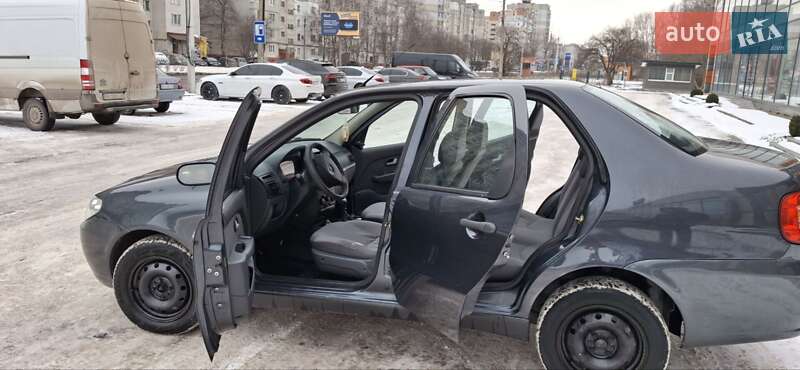 Седан Fiat Siena 2005 в Хмельницком фото 23 Седан Fiat Siena 2005 в Хмельницком