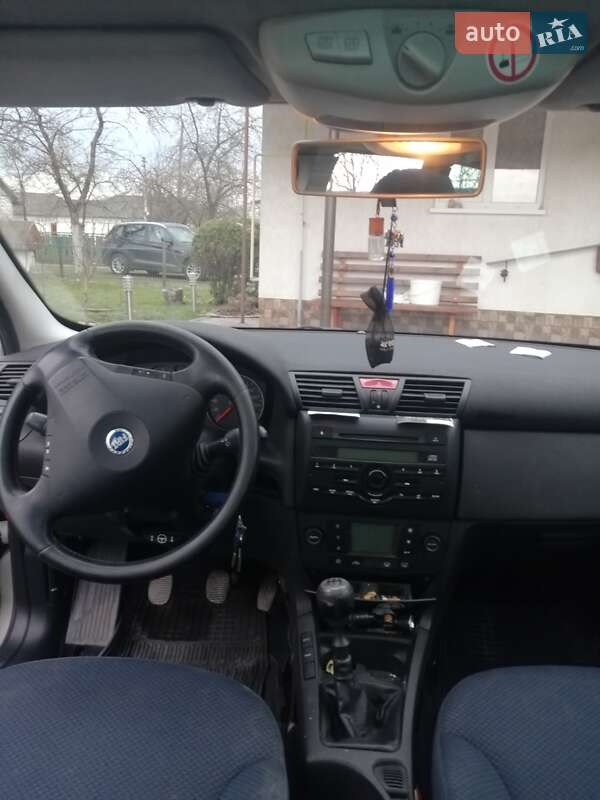 Универсал Fiat Stilo 2003 в Стрые