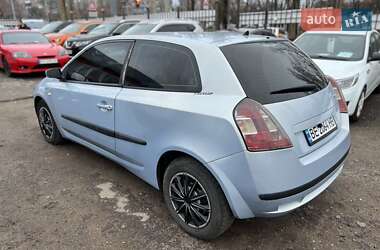 Хетчбек Fiat Stilo 2002 в Миколаєві