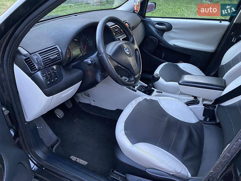 Универсал Fiat Stilo 2004 в Черновцах фото 5 Универсал Fiat Stilo 2004 в Черновцах