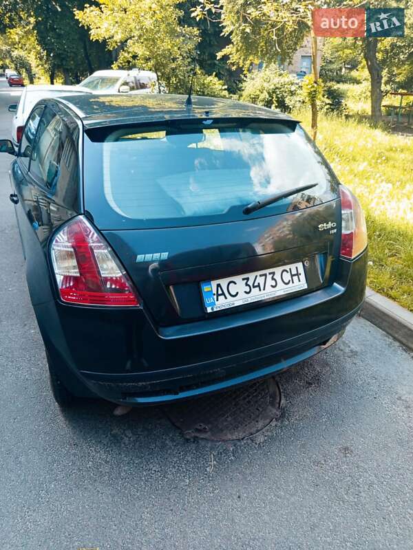Хэтчбек Fiat Stilo 2003 в Луцке