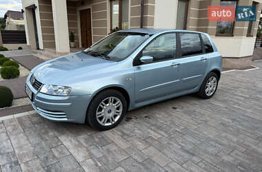 Хэтчбек Fiat Stilo 2004 в 