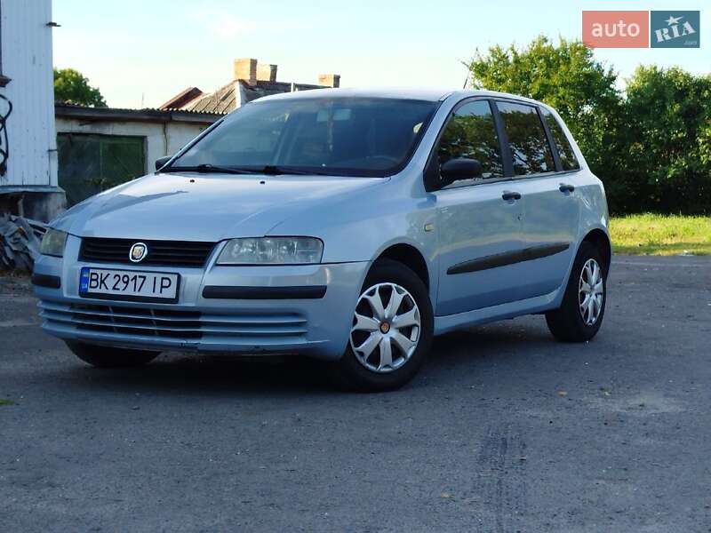 Хэтчбек Fiat Stilo 2003 в Дубно