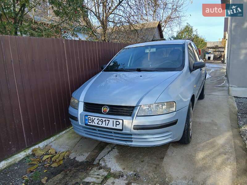 Хетчбек Fiat Stilo 2003 в Рівному