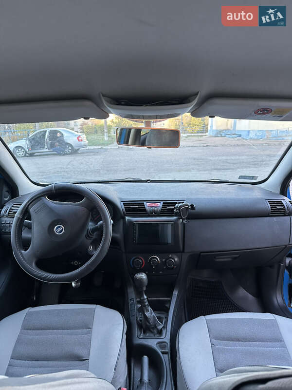 Хетчбек Fiat Stilo 2003 в Кам'янському