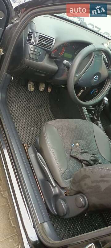 Хэтчбек Fiat Stilo 2002 в Тернополе