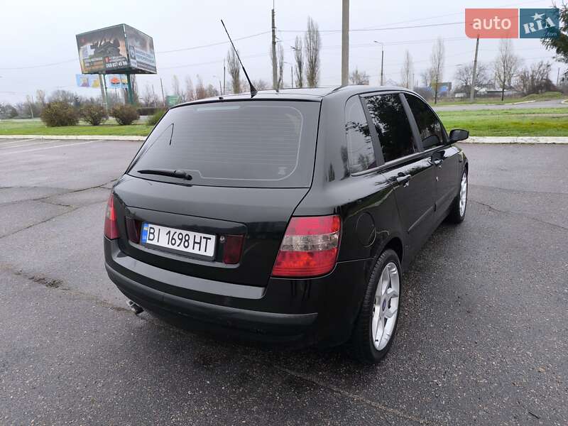 Хэтчбек Fiat Stilo 2002 в Кременчуге