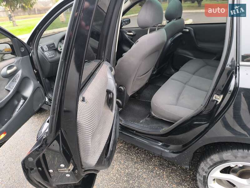 Хэтчбек Fiat Stilo 2002 в Кременчуге