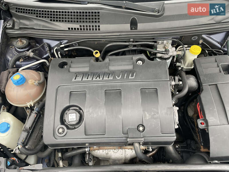 Хэтчбек Fiat Stilo 2001 в Житомире фото 23 Хэтчбек Fiat Stilo 2001 в Житомире