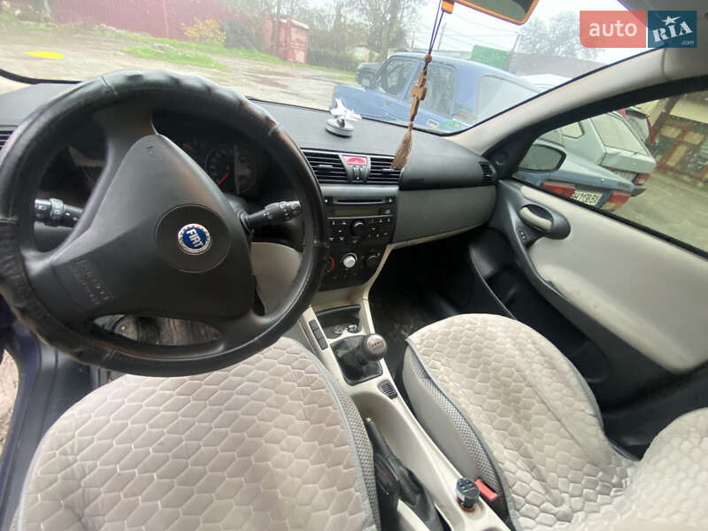 Хэтчбек Fiat Stilo 2005 в Одессе