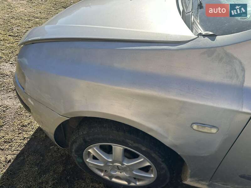 Хетчбек Fiat Stilo 2003 в Надвірній