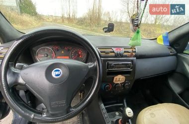 Хэтчбек Fiat Stilo 2002 в Ужгороде