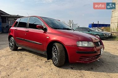 Хэтчбек Fiat Stilo 2002 в Долине