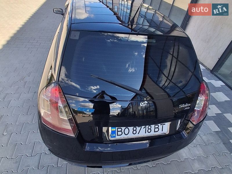 Хэтчбек Fiat Stilo 2002 в Тернополе