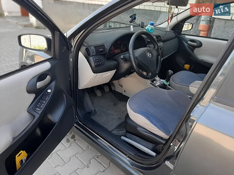 Fiat Stilo 2005 VIN ZFA19200000589559 фото оголошення 10 з 35
