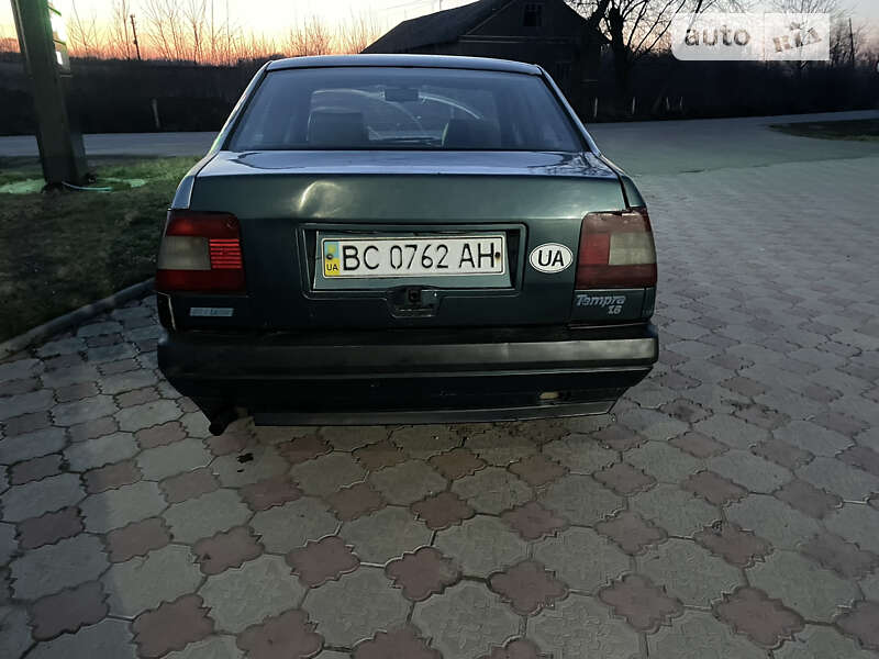 Седан Fiat Tempra 1994 в Заставной