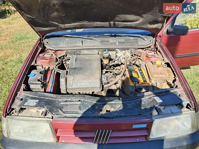 Седан Fiat Tempra 1993 в Бобровице
