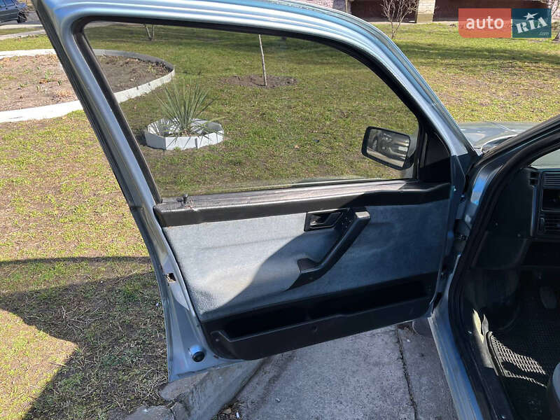 Седан Fiat Tempra 1990 в Нетешине