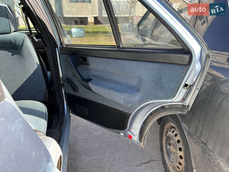 Седан Fiat Tempra 1990 в Нетешине