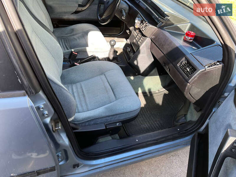 Седан Fiat Tempra 1990 в Нетешине