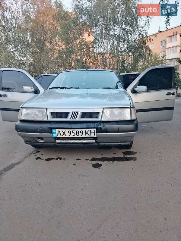 Седан Fiat Tempra 1995 в Изюме