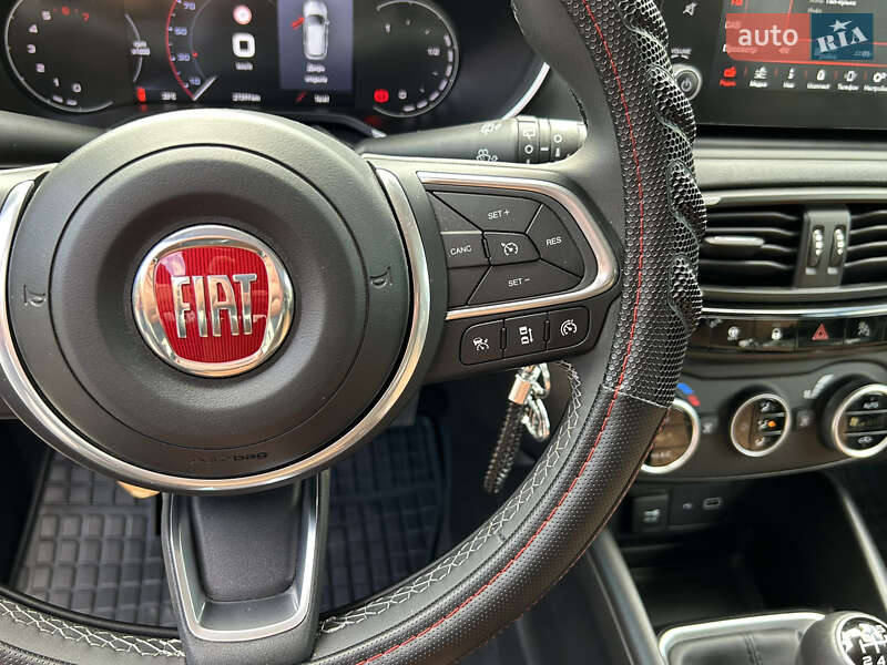 Хэтчбек Fiat Tipo Cross 2020 в Николаеве