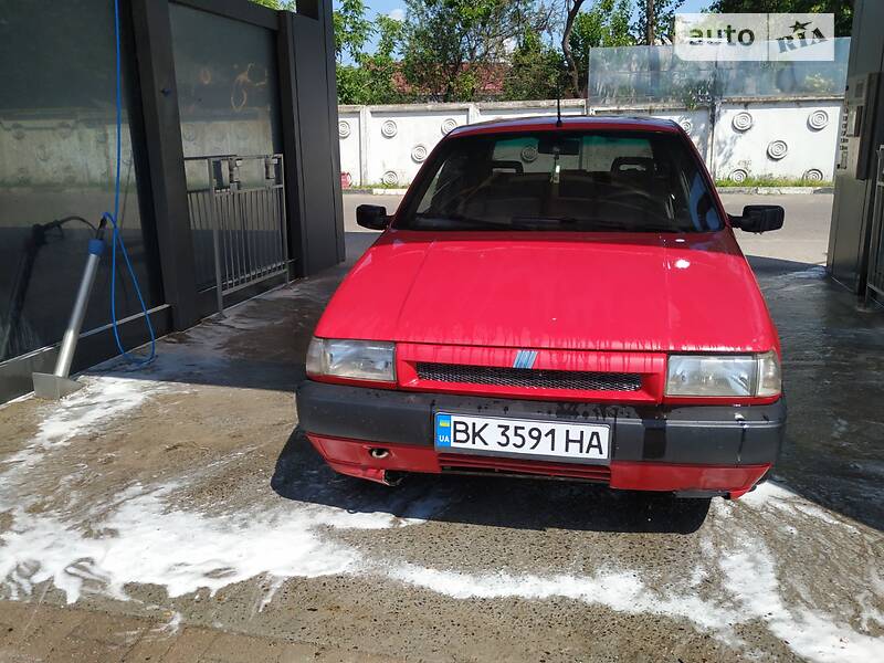 Хэтчбек Fiat Tipo 1995 в Ровно