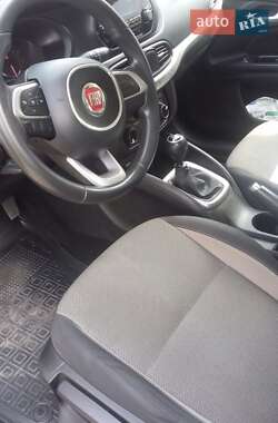 Седан Fiat Tipo 2017 в 