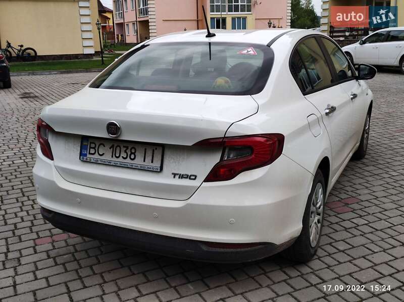 Седан Fiat Tipo 2019 в Львове