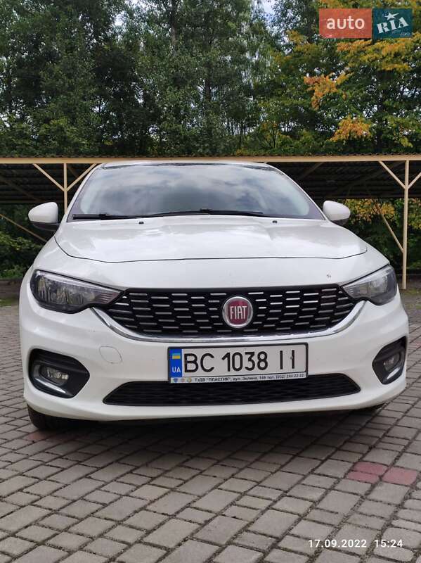 Седан Fiat Tipo 2019 в Львове