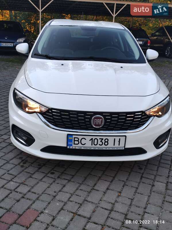 Седан Fiat Tipo 2019 в Львове