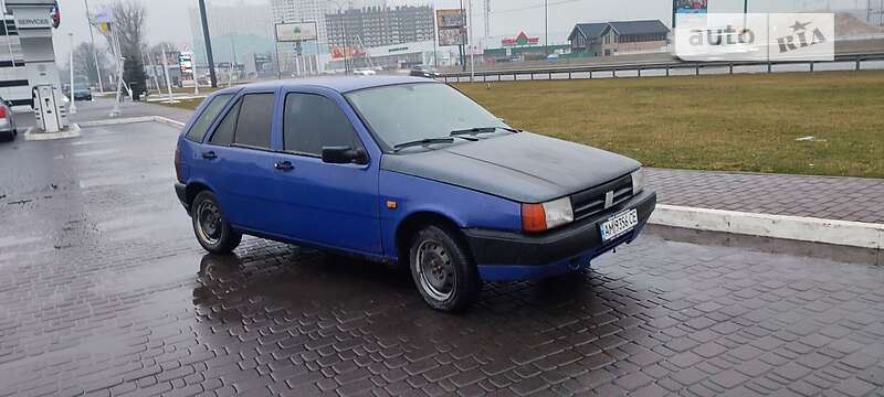 Хэтчбек Fiat Tipo 1988 в Калиновке
