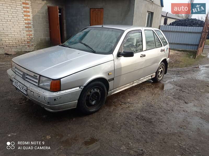 Хэтчбек Fiat Tipo 1987 в Луцке