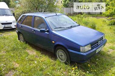 Хэтчбек Fiat Tipo 1989 в Краснокутске