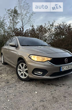 Седан Fiat Tipo 2017 в Львове