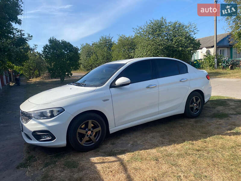 Fiat Tipo 2016