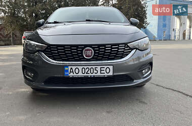 Седан Fiat Tipo 2019 в Ужгороді