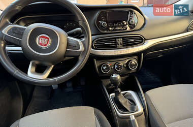 Седан Fiat Tipo 2017 в 