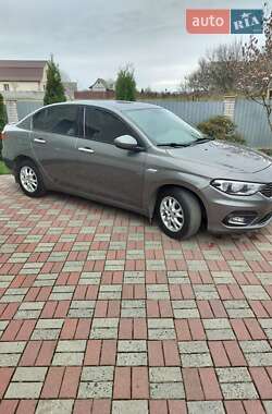 Седан Fiat Tipo 2016 в 