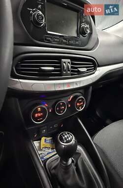Седан Fiat Tipo 2020 в 