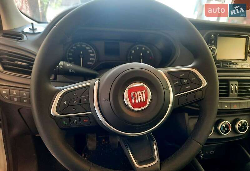 Седан Fiat Tipo 2021 в 