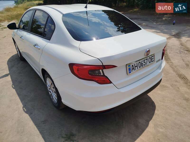 Седан Fiat Tipo 2019 в Ржищеві