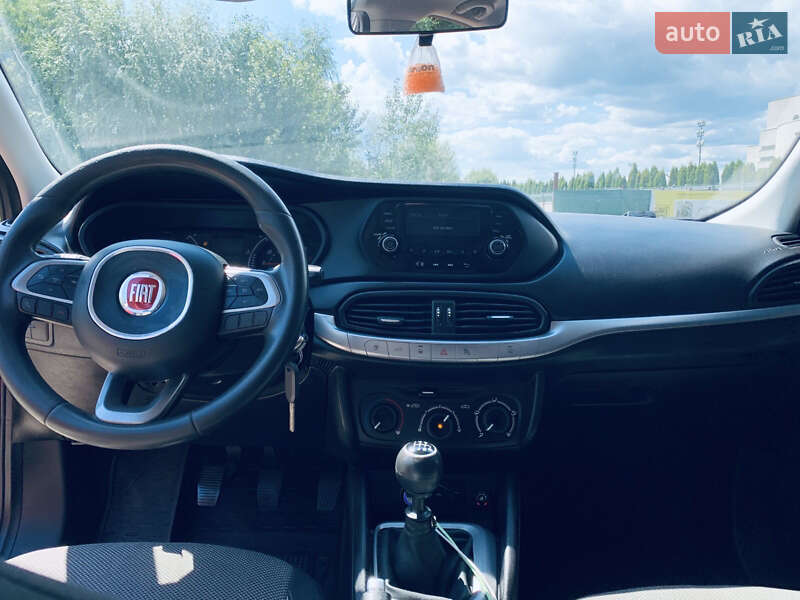 Седан Fiat Tipo 2019 в Киеве