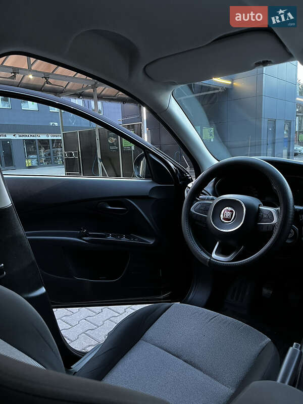 Седан Fiat Tipo 2019 в Буче