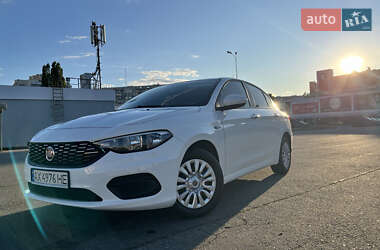 Седан Fiat Tipo 2018 в 