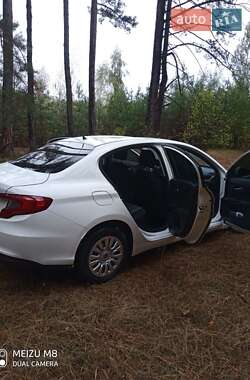 Седан Fiat Tipo 2018 в 